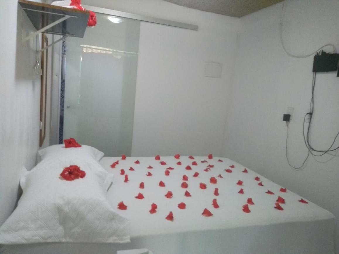 Casa De Samuel Lobrito Apartment เฟอร์นันโด เด โนรอนญา ภายนอก รูปภาพ